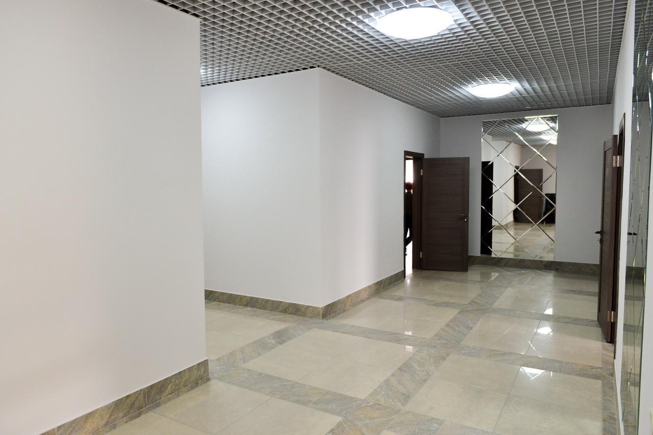 Grad Hotel Ashmyany Luaran gambar