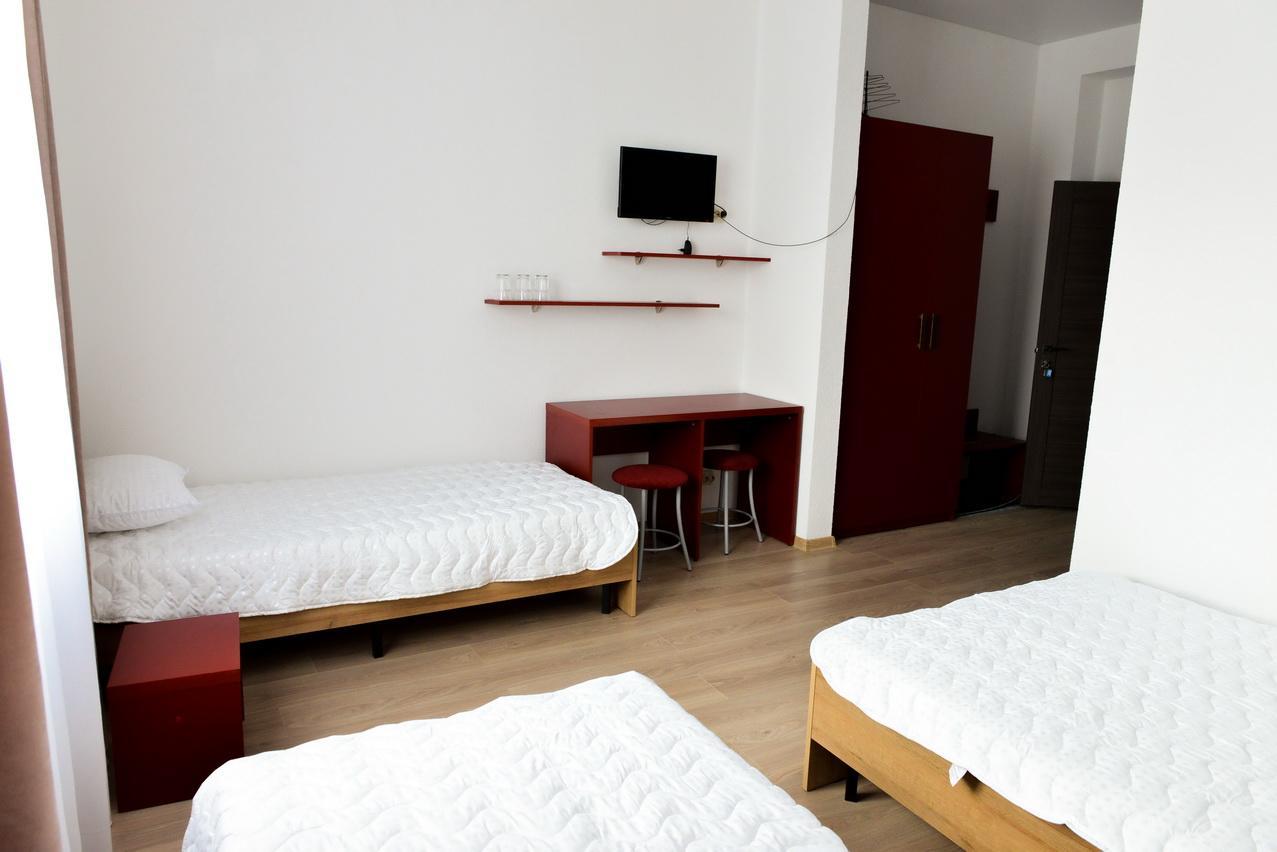 Grad Hotel Ashmyany Luaran gambar