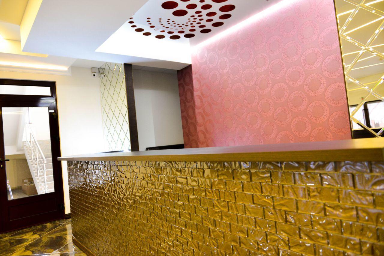 Grad Hotel Ashmyany Luaran gambar
